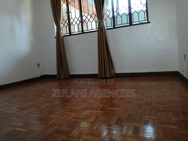 5bdrm House in Runda for rent - thumbnail 12