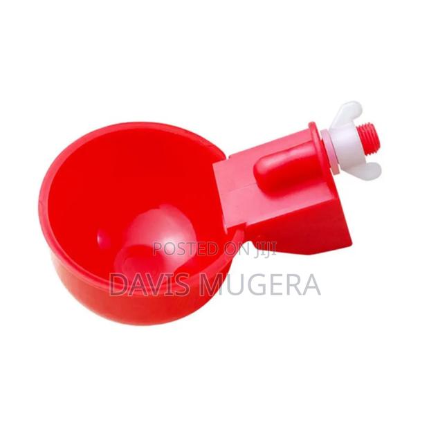 Automatic Plastic Poultry Drinker (Chicken Drinkers) Ideal for Bucket - thumbnail 4