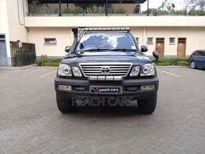 Toyota Land Cruiser 100 4.7 Executive 2006 Black