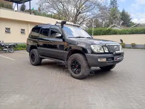 Toyota Land Cruiser 100 4.7 Executive 2006 Black