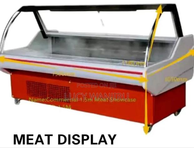 1.5n Premier Meat Display - main view