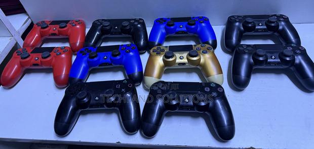 Preloved Ps4 Original Controllers - thumbnail 2