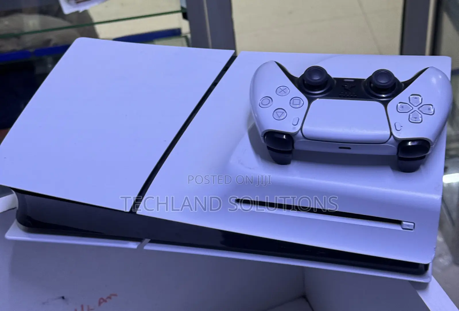 Preloved One Month Old Sony Playstation 5 Slim Disk