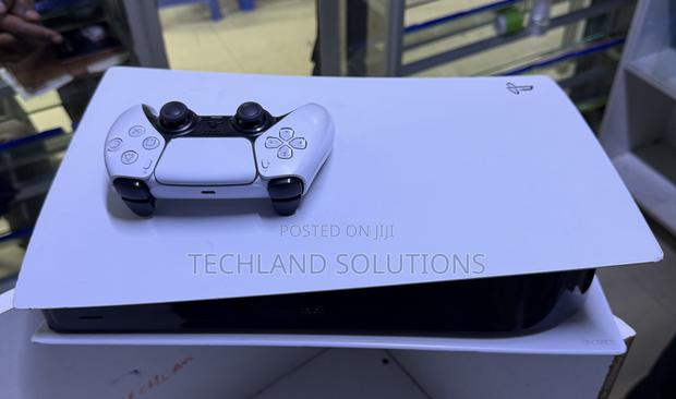 Preloved Sony Playstation 5 Digital - thumbnail 4