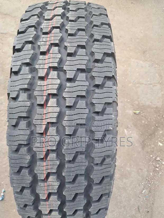 Jk Tyre 205/70/15c