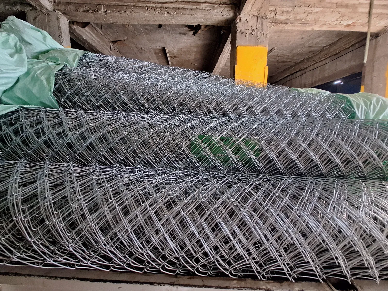 Galvanised Chainlink for Fencing 14 G X 8ft
