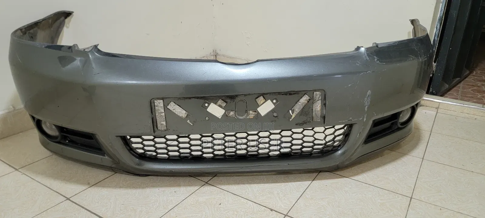 Toyota Corolla Verso Front Bumper in Gre