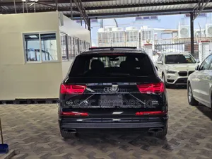 Audi Q7 2.0T Premium AWD quattro 2018 Black