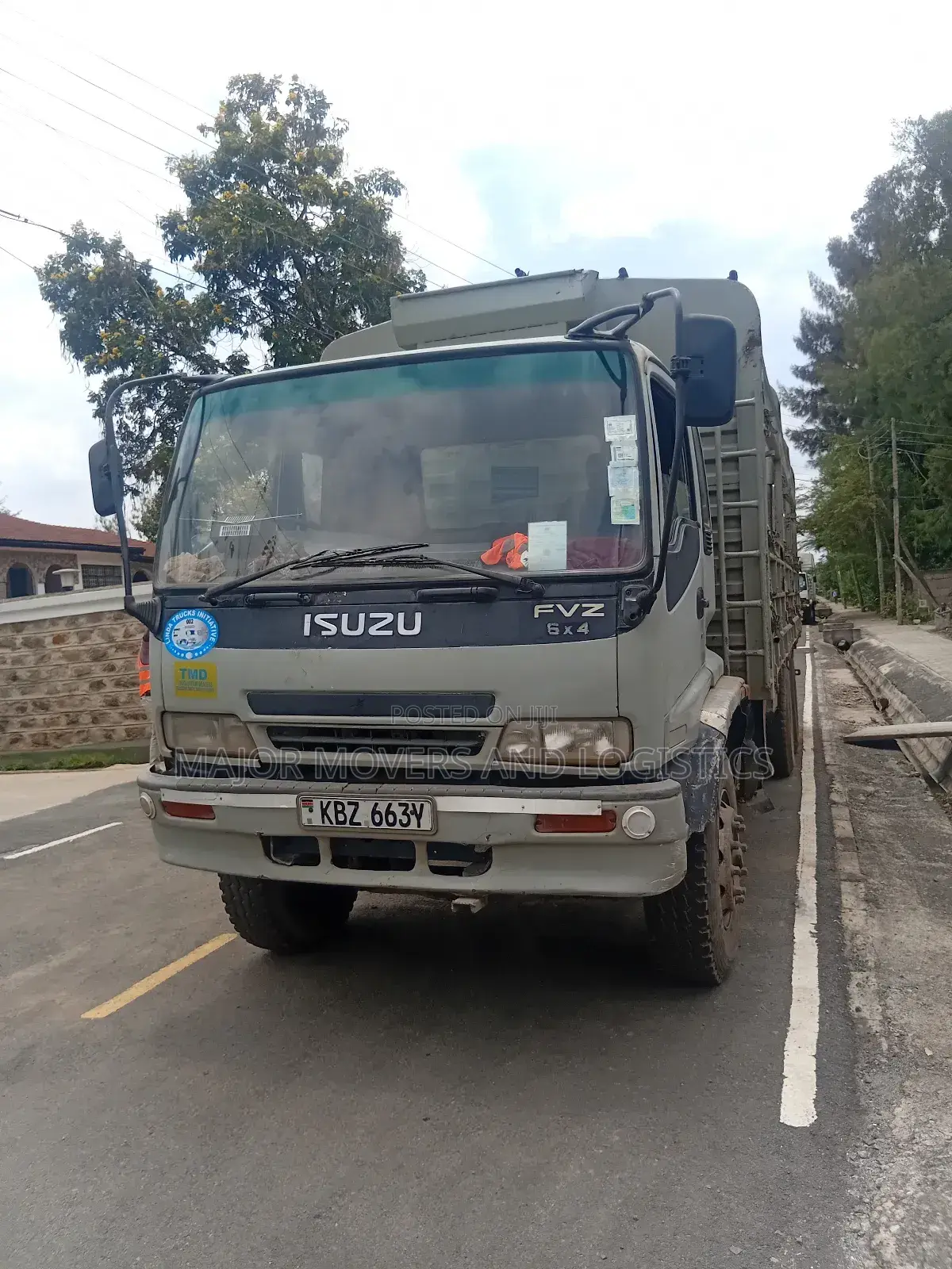 Open Body Mguu Kumi Truck Accessible for Transportation