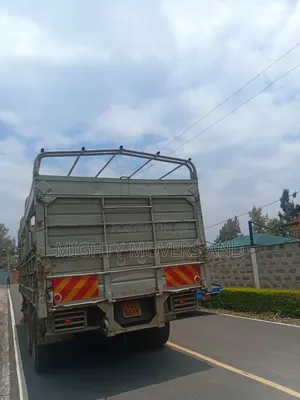 Open Body Mguu Kumi Truck Accessible for Transportation