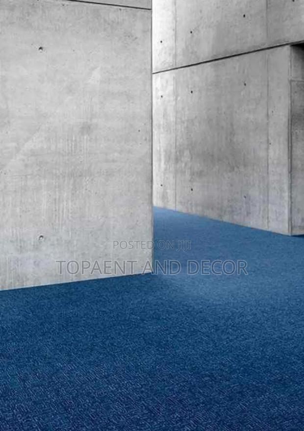 Trendy Wall to Wall Delta Carpet for Residential Use