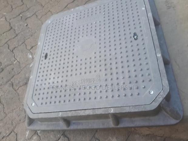 Reinforced 600mm by 600mm Manhole Covers - main view