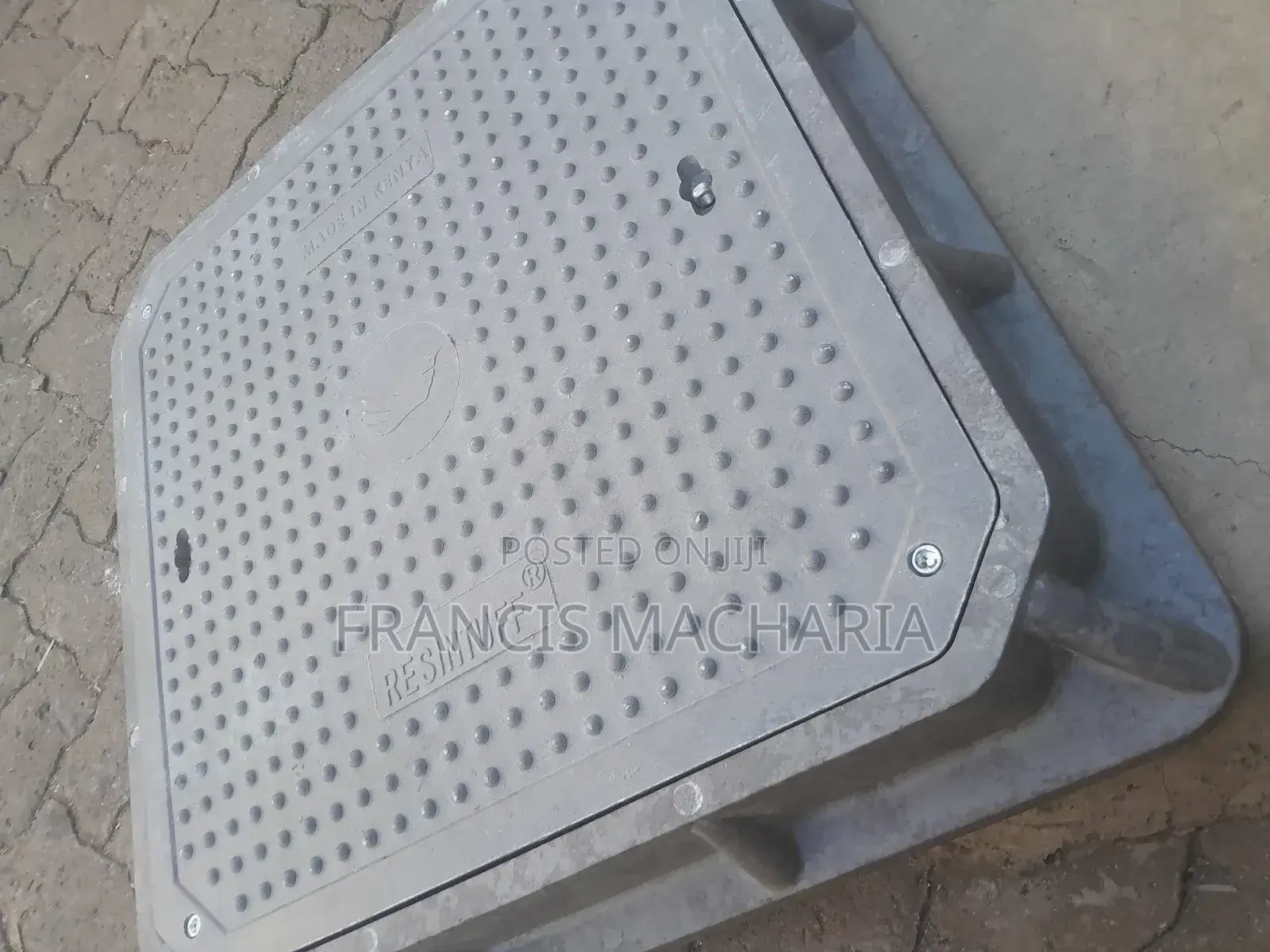 Reinforced 600mm by 600mm Manhole Covers