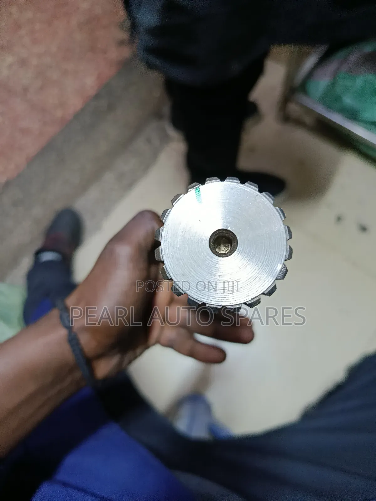 Axle Isuzu 4.3 Genuine
