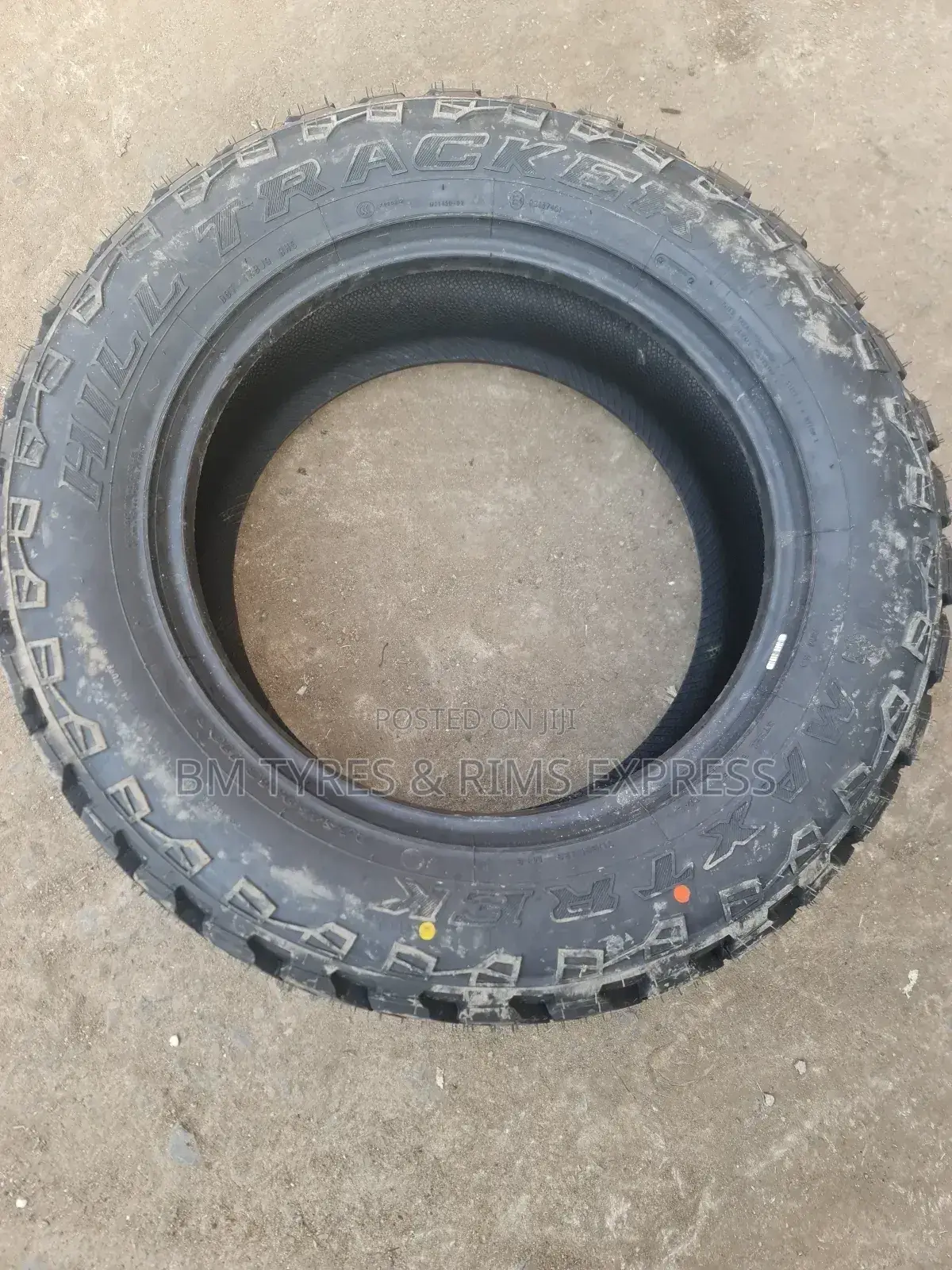 265 /60 R18 Maxtrek Tyres (All Terrrain) Hill Tracker.