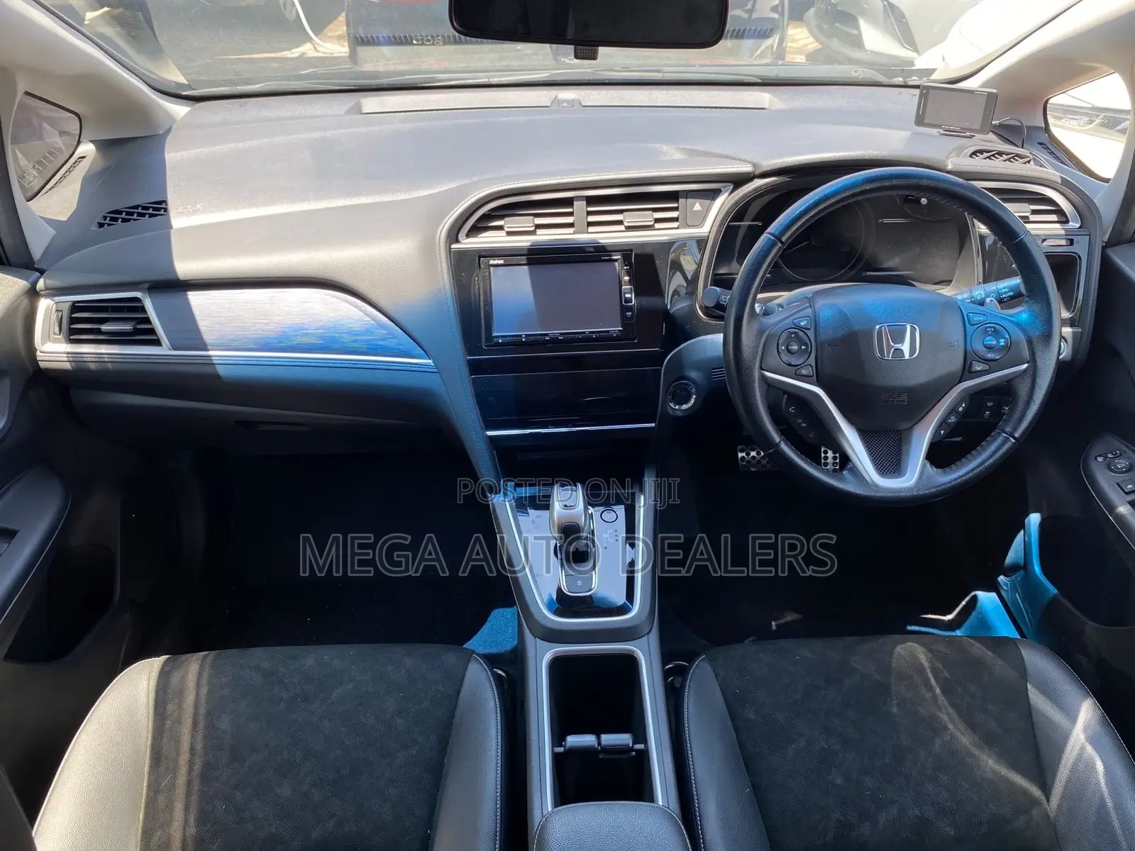 Honda Fit Shuttle 2018 Blue