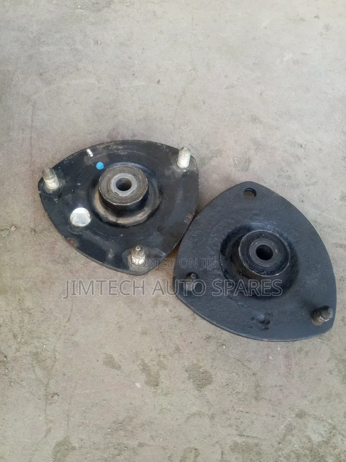 Honda Cr-v Rd7 Front Shock Mountain