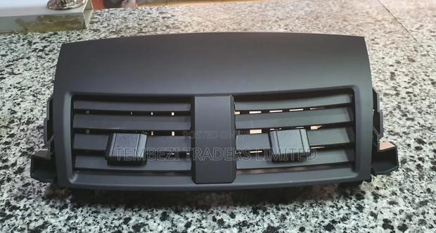 Dashboard Vent Rav4/Vanguard - main view