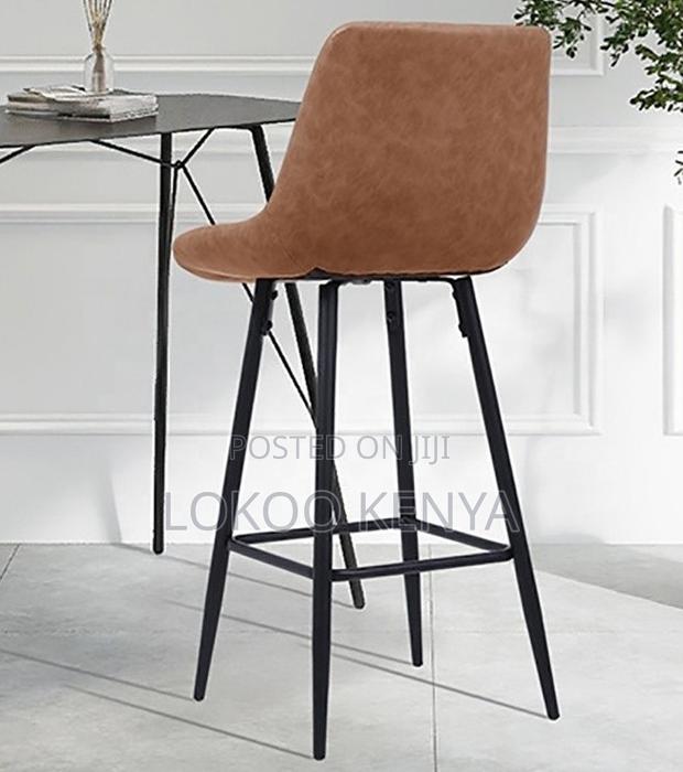 Barstool : Non-Adjustable Leather Kitchen Stool - thumbnail 2