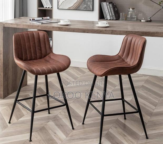 Barstool : Non-Adjustable Leather Kitchen Stool - thumbnail 3