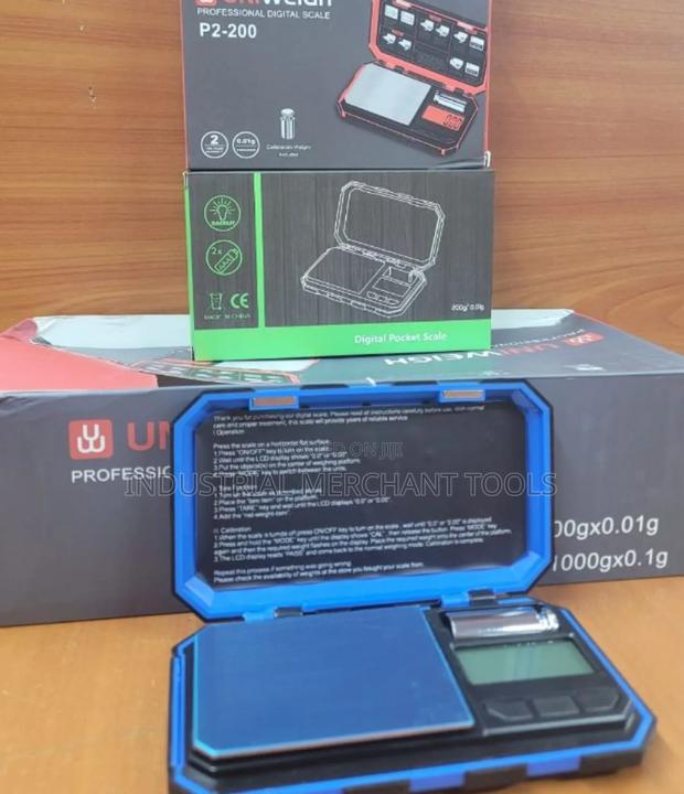 Accurate Uni-Weigh Pocket Scale - main view