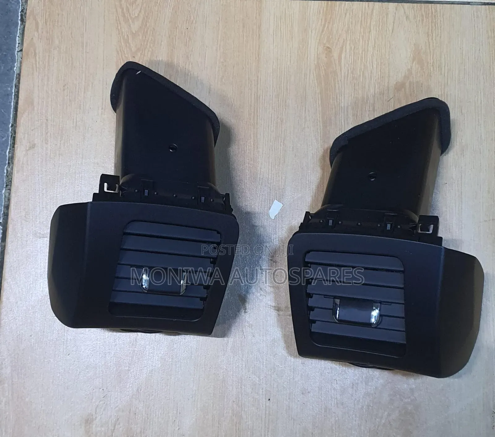 Side Vent Prado 150