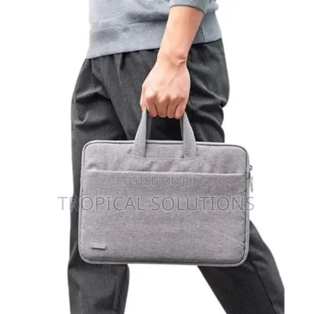 Ugreen Laptop Carry Case 15-15.9" Lp437 Carry Case - thumbnail 2