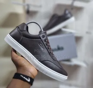 Casual Clarks