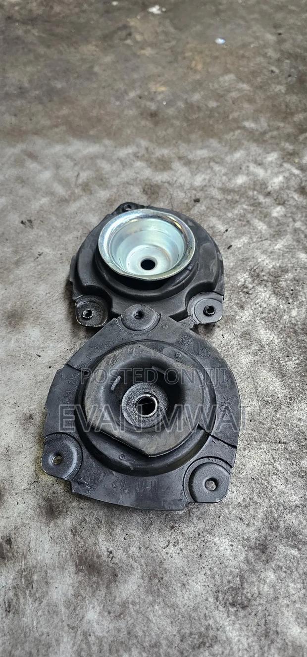 Nissan Tiida/Wingroad/Y12/Note/Nv200 Shock Mountings on Sale