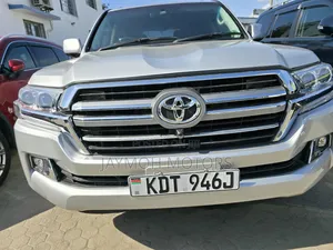 Toyota Land Cruiser 2014 Silver