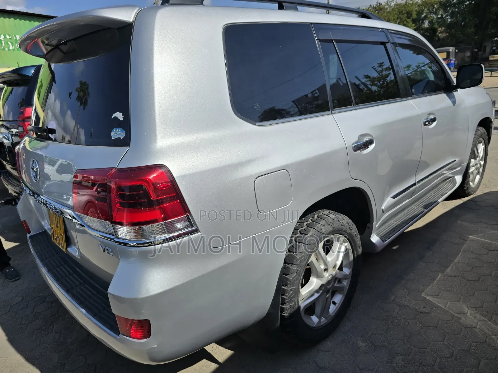 Toyota Land Cruiser 2013 Silver