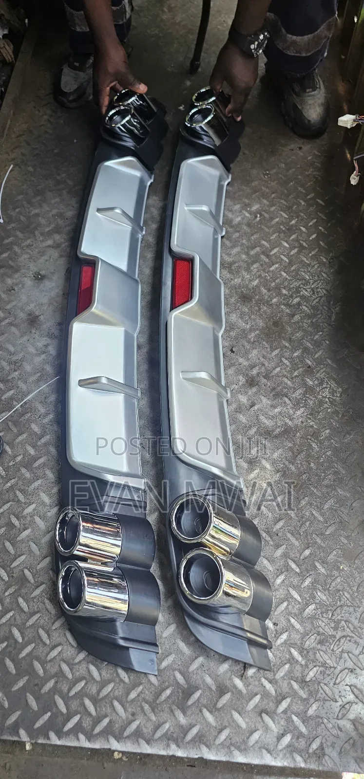 Toyota Fielder Rear Bumper Kit/Diffuser