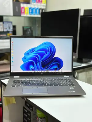 Laptop HP ZBook Fury 17 G7 32GB Intel Core I7 SSD 512GB