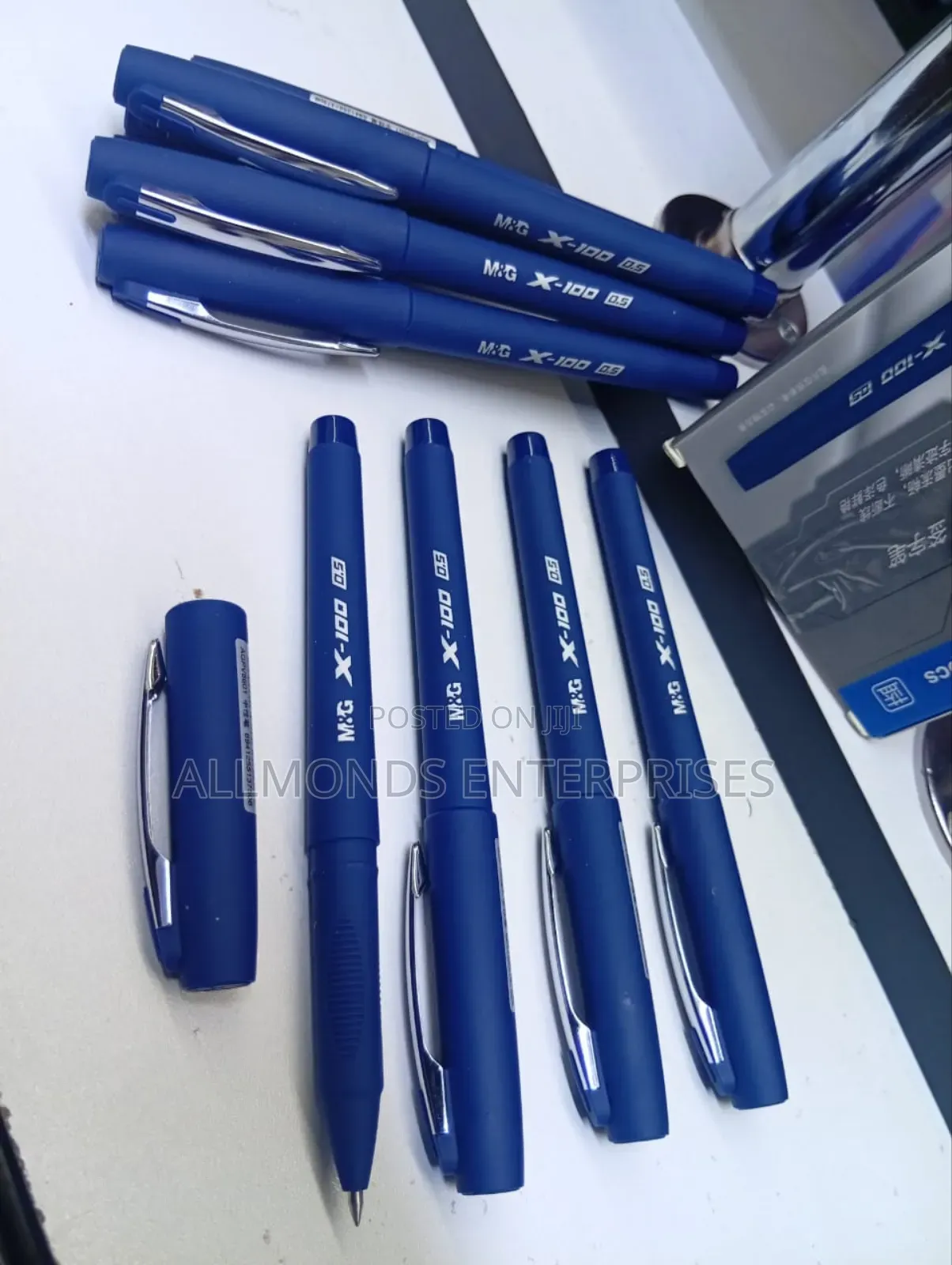 A Piece of M G X-100 Executive Pen- 0.5mm Tip