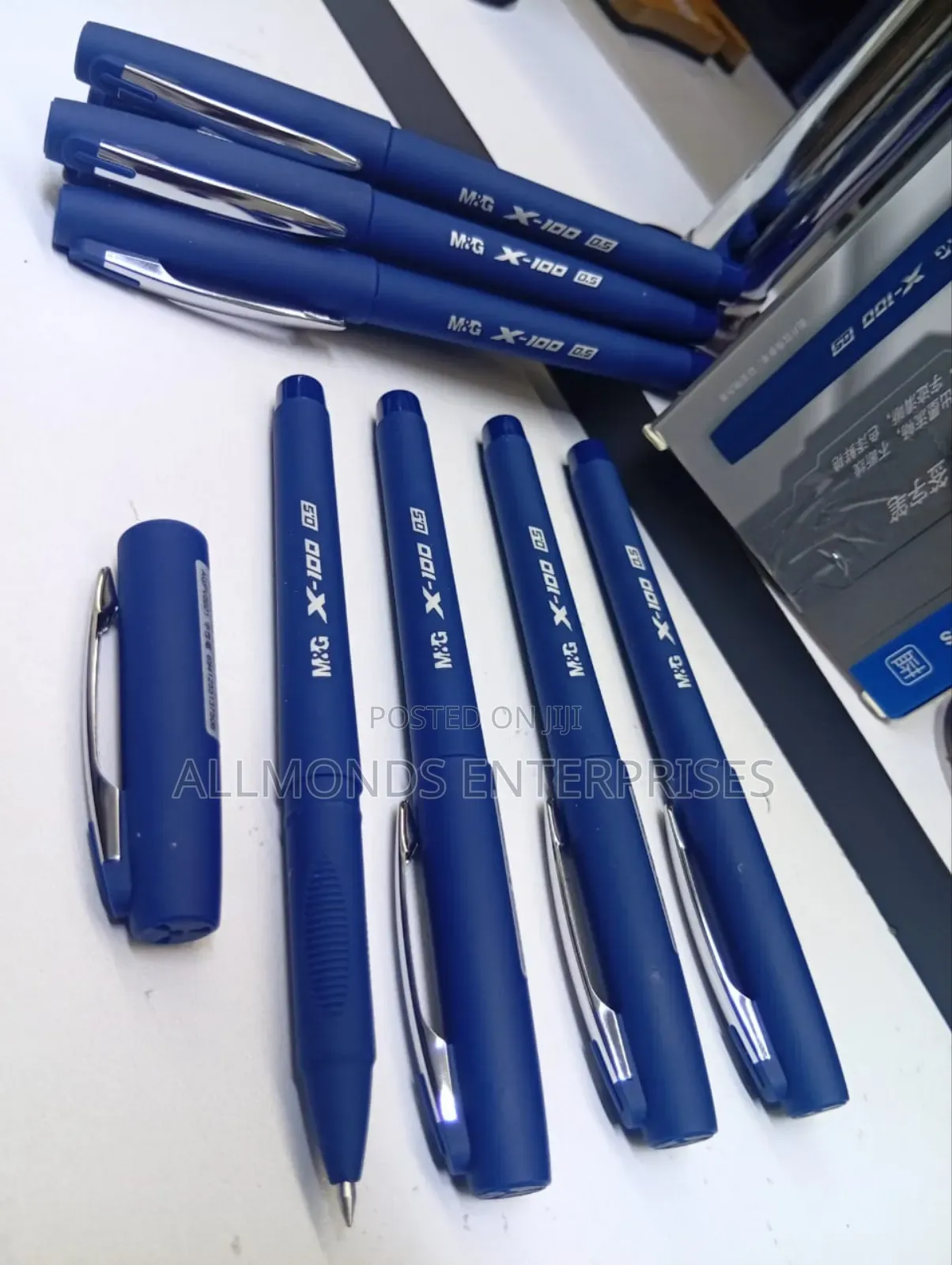 A Piece of M G X-100 Executive Pen- 0.5mm Tip