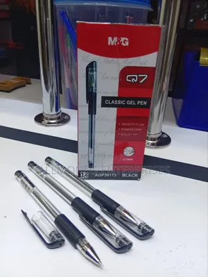 A Piece Of M&G Q7 Classic Gel Pen- Black 0.5mm Tip