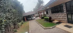 4bdrm Bungalow in Karen for rent