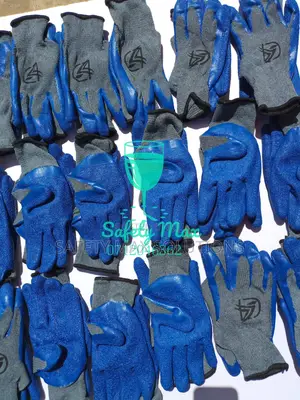 Gloves/Antislip Gloves/Rubber Gloves/Diamond Gloves