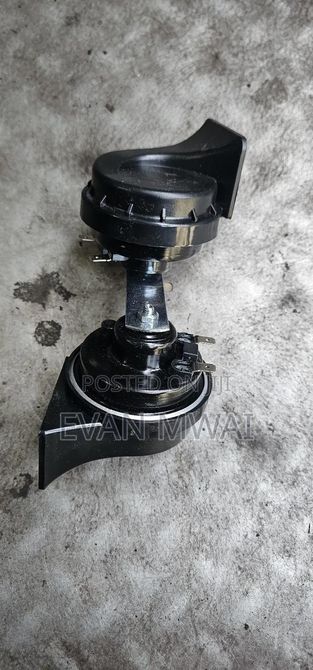 Toyota Harrier Horn High Sound Available