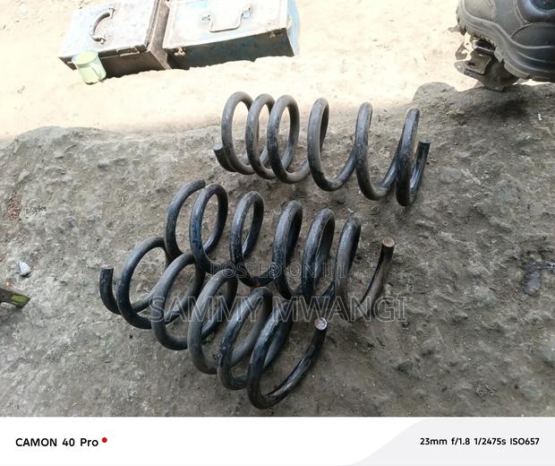 Pajero Rear Coil Springs Each - thumbnail 2