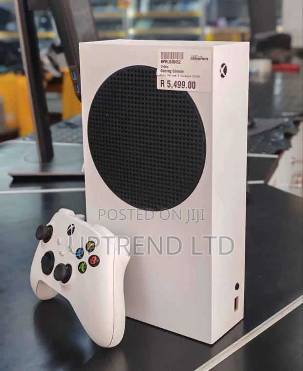 Pearl White Xbox Series S in Mint Condition - main view