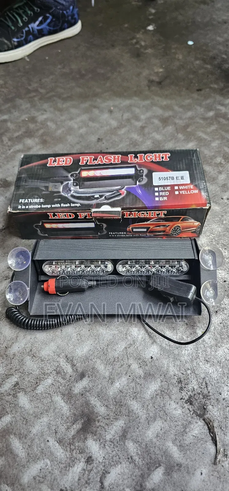 Universal Flash Light Two Colors Available