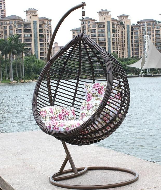Home Chair : Brown Simple Side Swimming Pool Chair