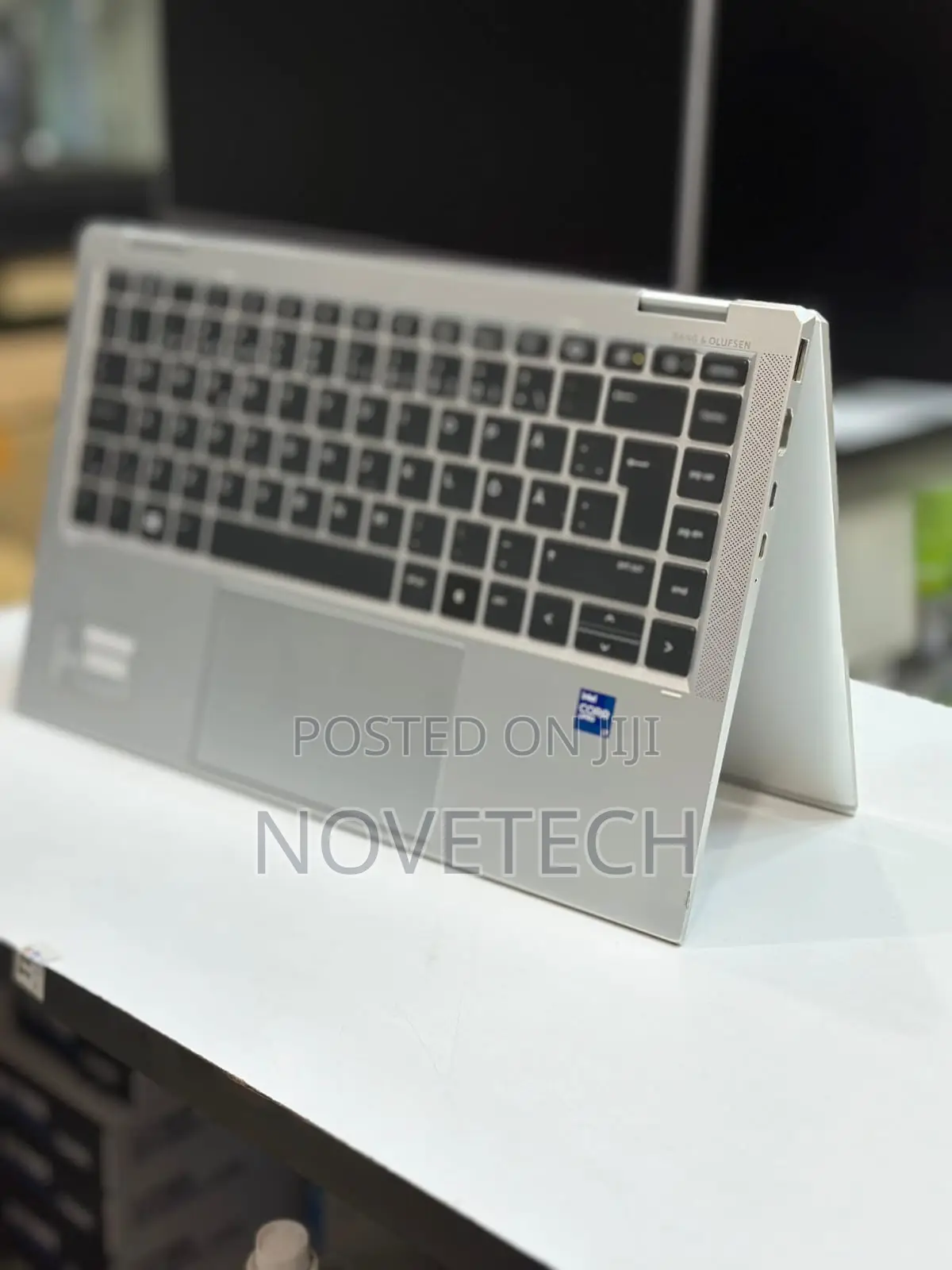 Laptop HP EliteBook 1040 G8 16GB Intel Core i7 SSD 512GB
