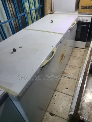 A 700litres Cheat Freezer/ Deep Freezer
