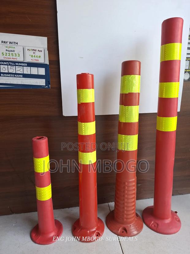 Plastic Traffic Bollard/ Delineators. - thumbnail 4