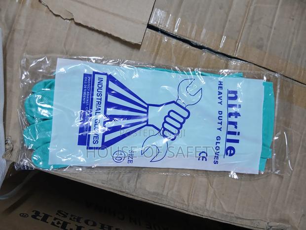Durable Functional Glove - thumbnail 2