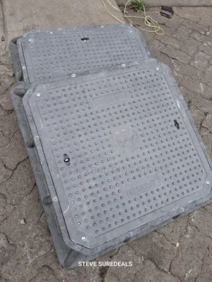 Heavy-Duty Manhole Cover D400 (600×600)