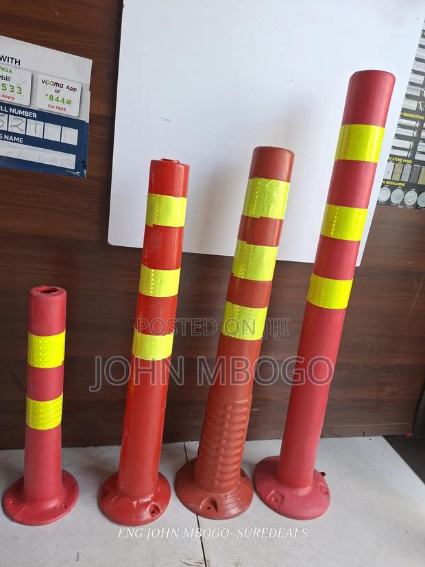 Flexible Traffic Bollard/ Delineaters - main view