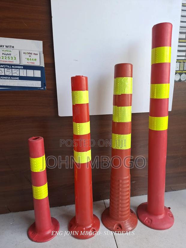 Flexible Traffic Bollard/ Delineaters - thumbnail 3